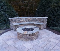 Outdoor Fireplaces & Firepits